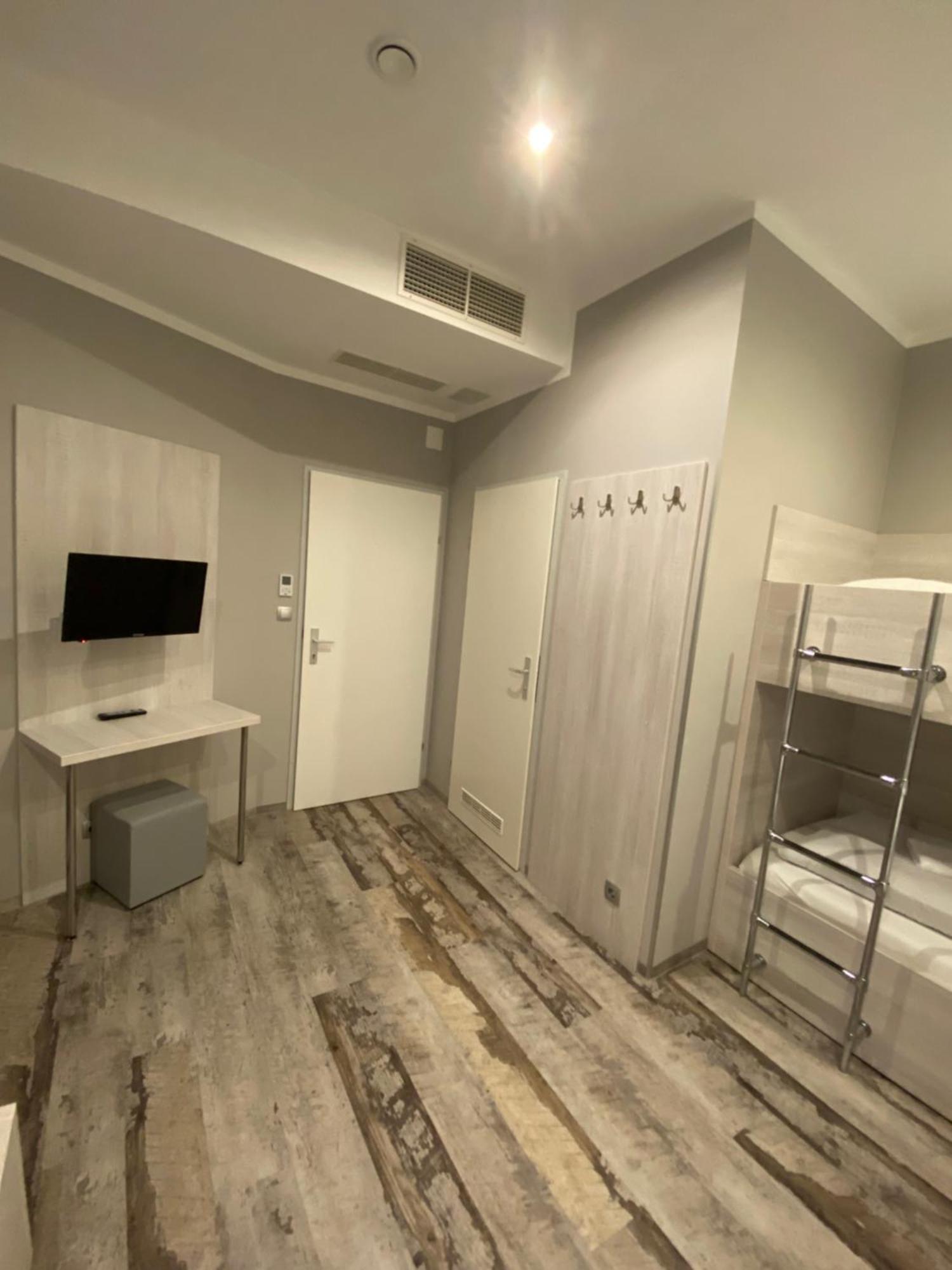Do Step Inn Meidling - Self-Service-Hotel 비엔나 객실 사진